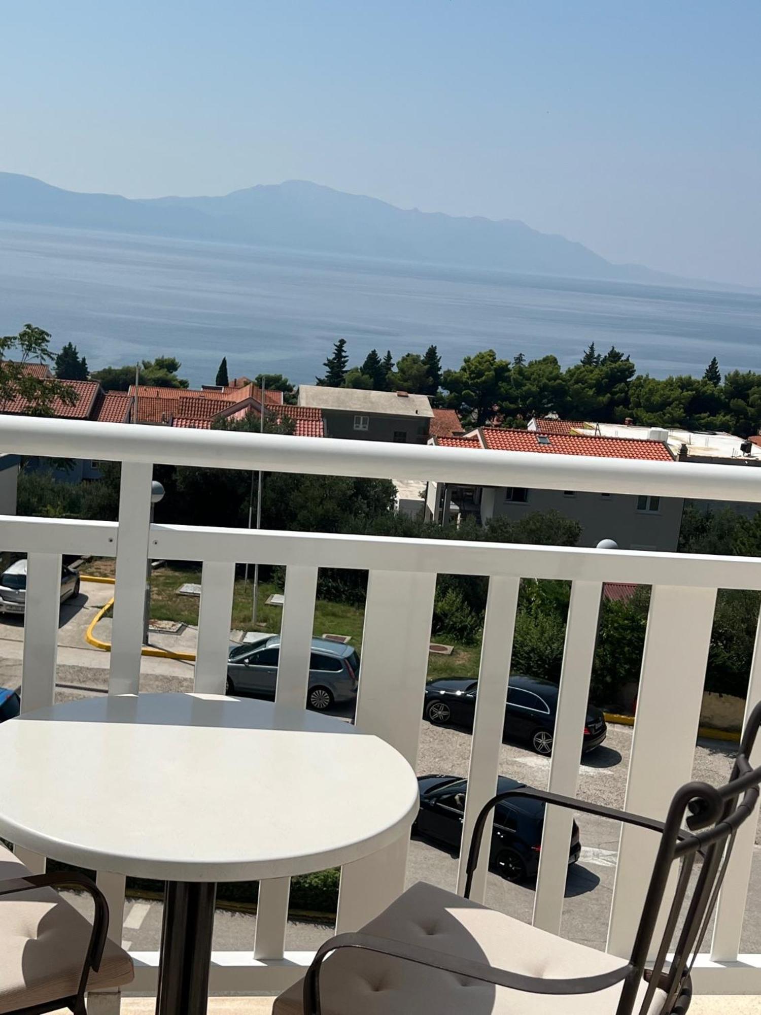 Apartments Mateljak Gradac  Eksteriør billede