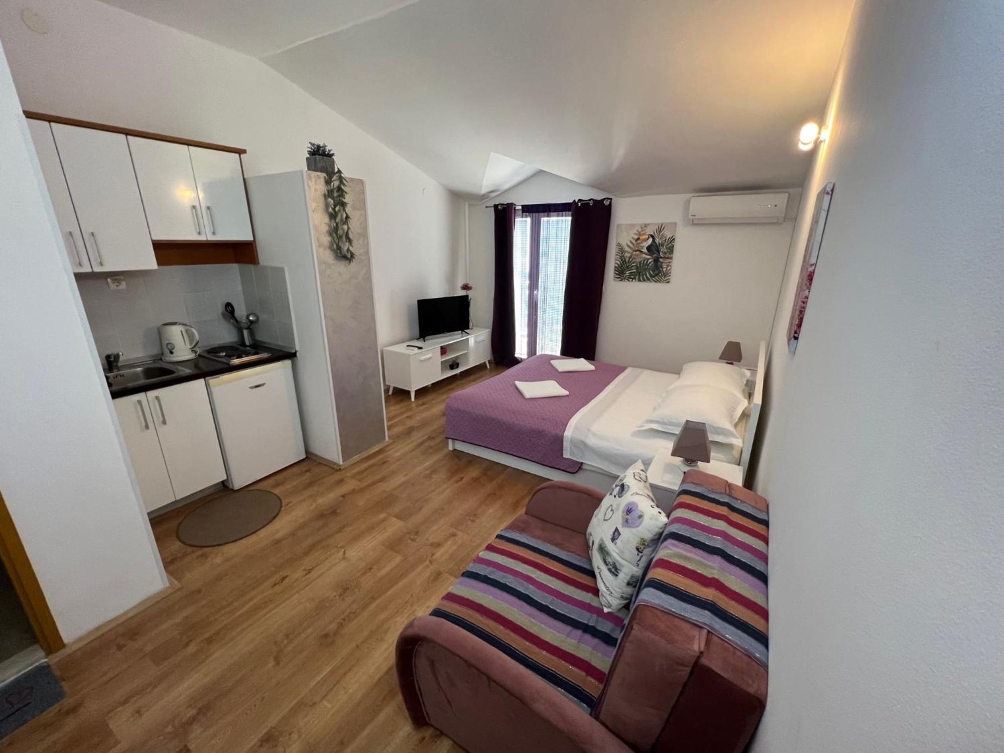 Apartments Mateljak Gradac  Eksteriør billede