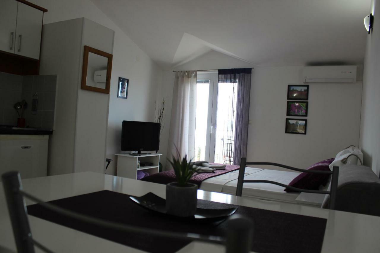 Apartments Mateljak Gradac  Eksteriør billede
